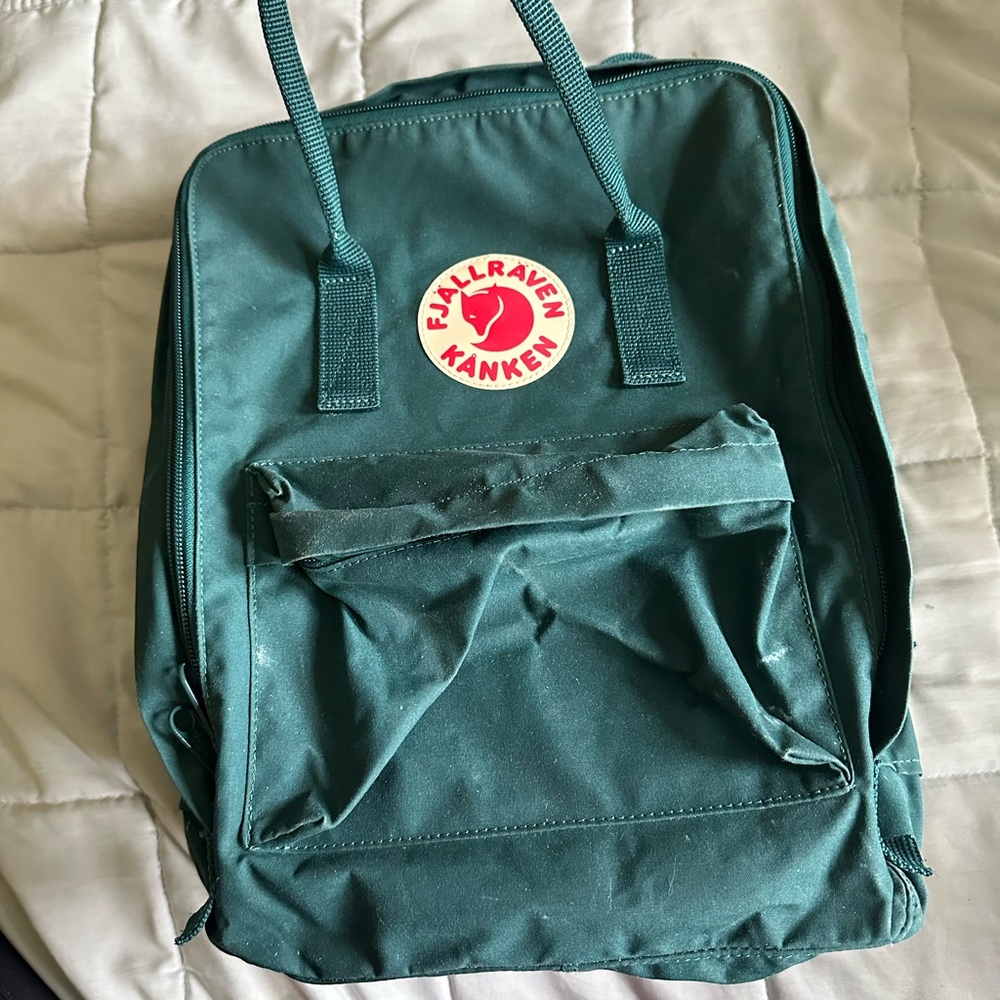 Fjallraven kanken backpack